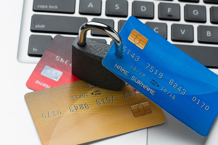 Mastering Credit Card Securitization: A Comprehensive Course Guide image